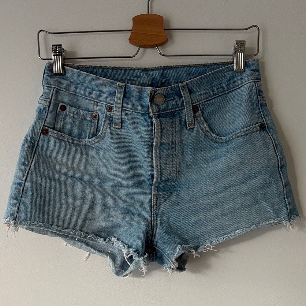 Levi’s Denim Blue Women's Shorts, Size 26